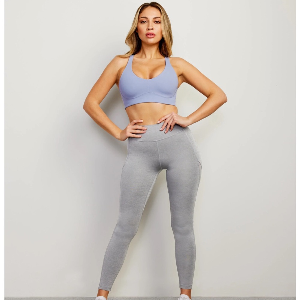 Stori Rise Sports Bra